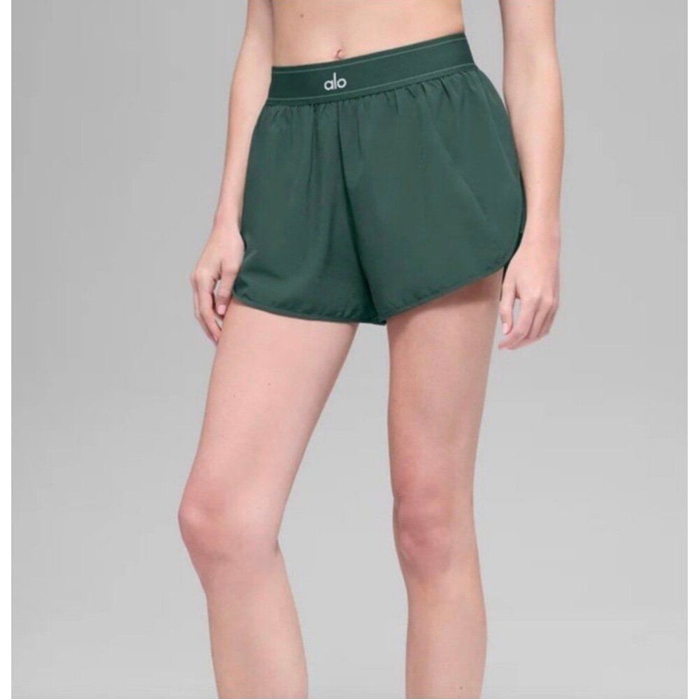 Alo Match Point Short - Clover